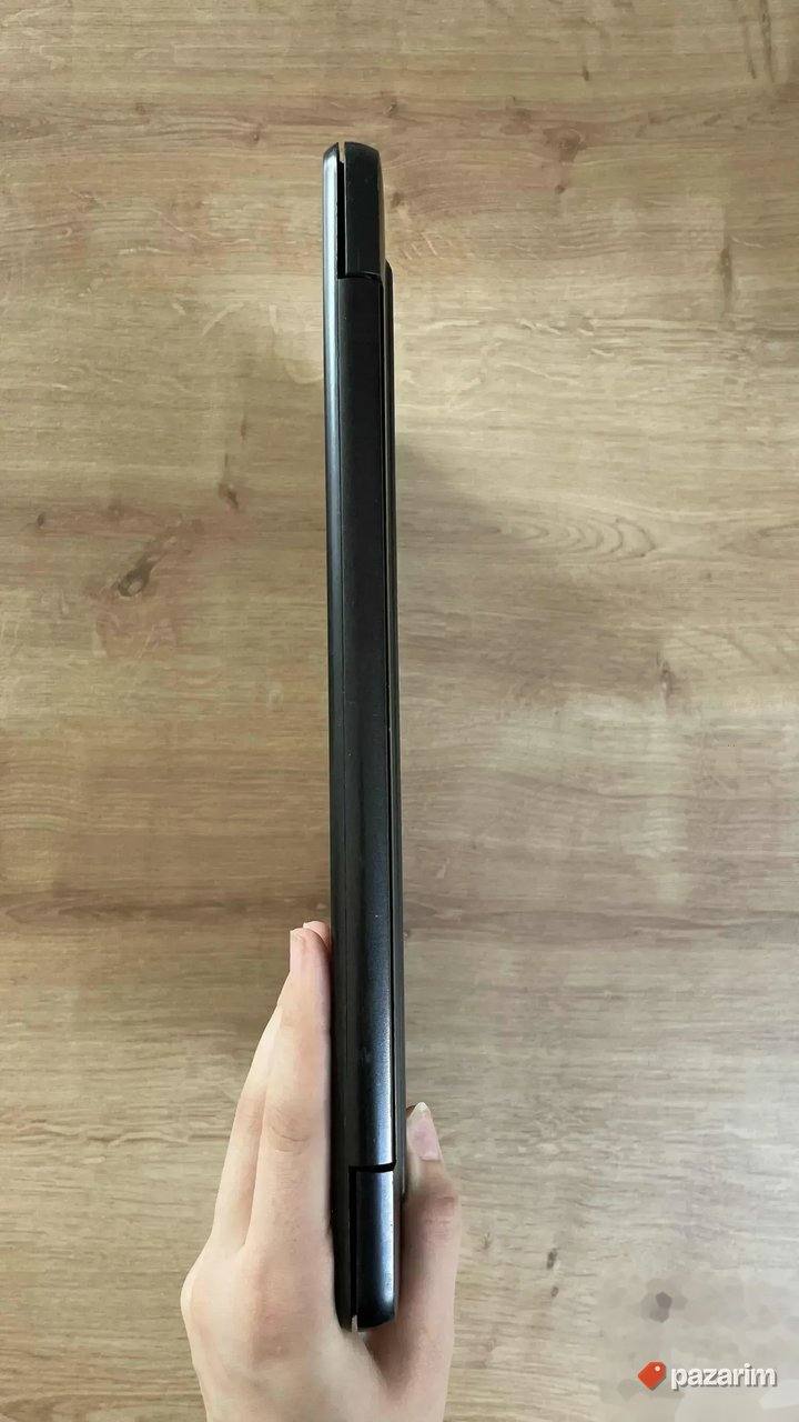 Laptop HP 14 AMD A4 4 GB ram Radeon R3 7