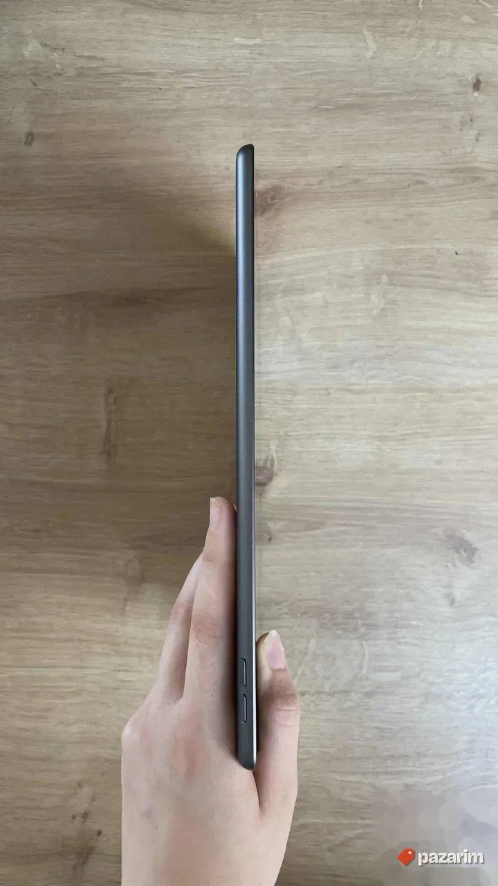 Apple iPad 8th 32 GB - 128 GB 6