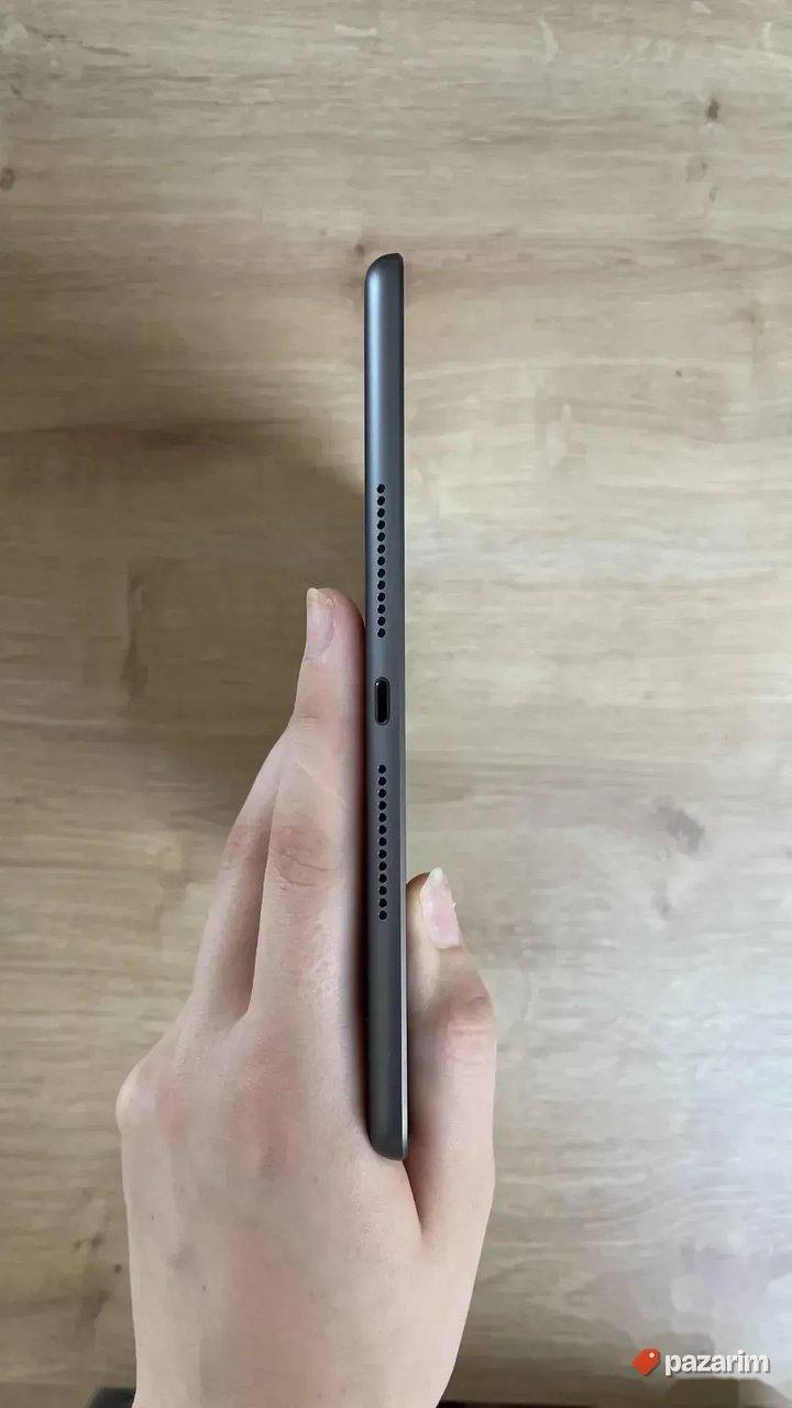 Apple iPad 8th 32 GB - 128 GB 7