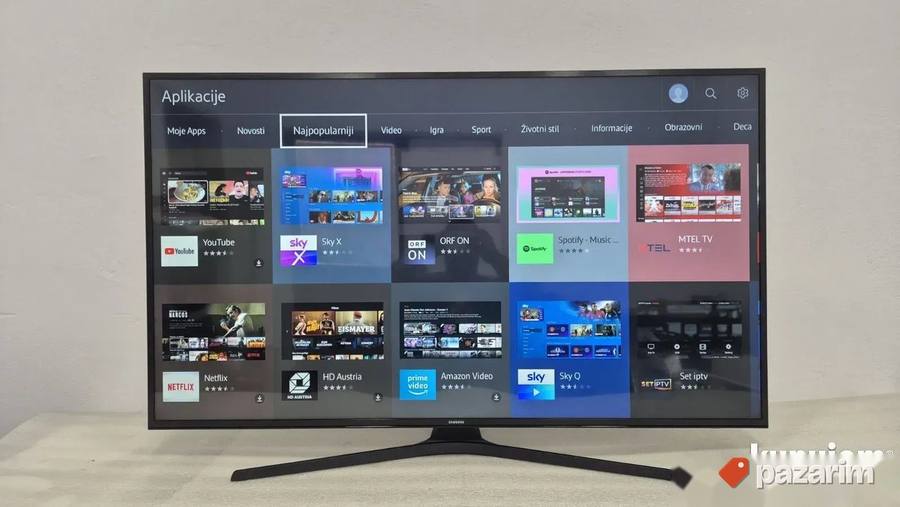 Samsung 55 4K UHD Smart wifi Led 8