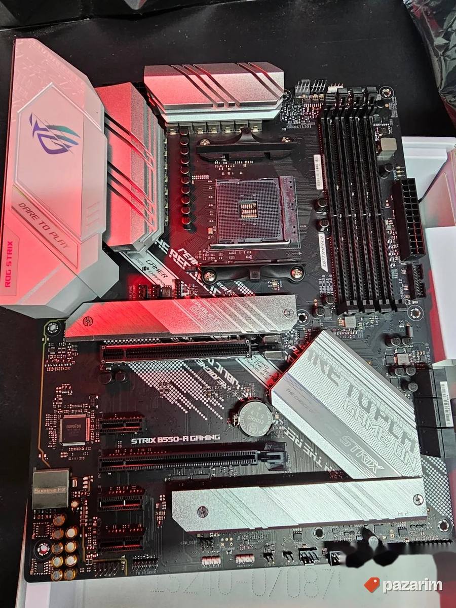 B550 Asus Rog Strix White + Ryzen 7 5700x 2