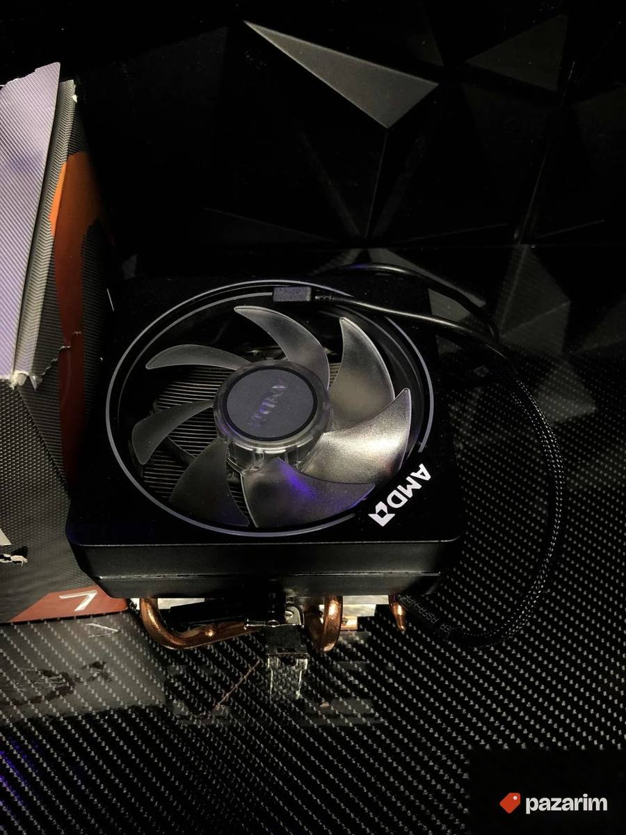 Ryzen 7 3700x + Amd Wraith Prism Rgb Kuler 3
