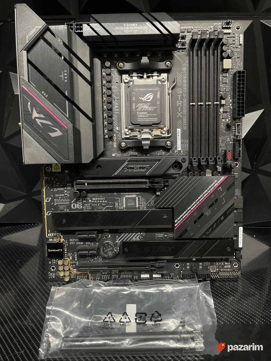 B650 Rog Strix + Ryzen 7 7800x3d 3