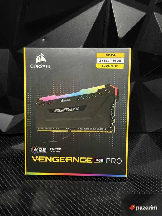 2x8 Ddr4 16gb Corsair Vengance pro rgb 3200mhz