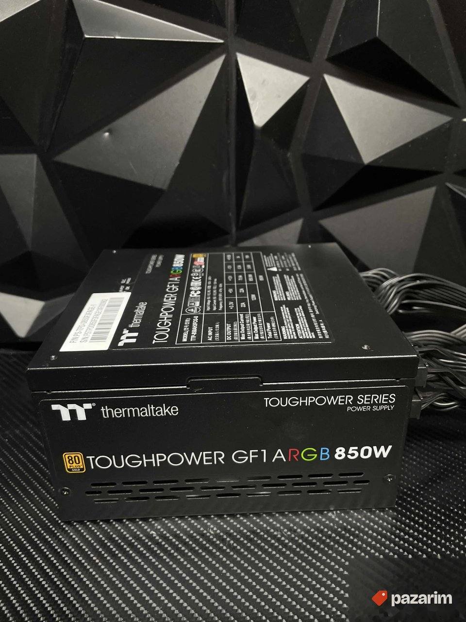 850w Thermaltake RGB napajanje 1