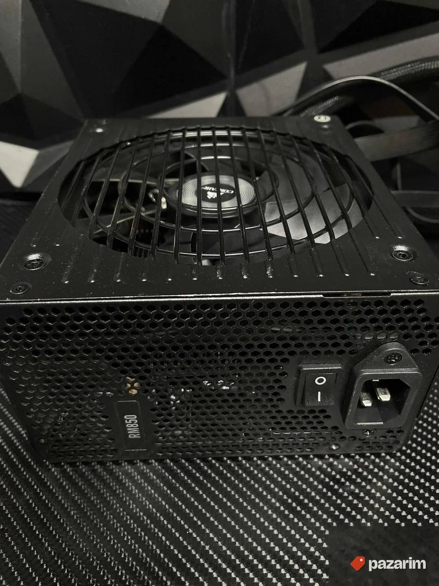 850w Corsair Rm850 Napajnje Modularno kao novo 3