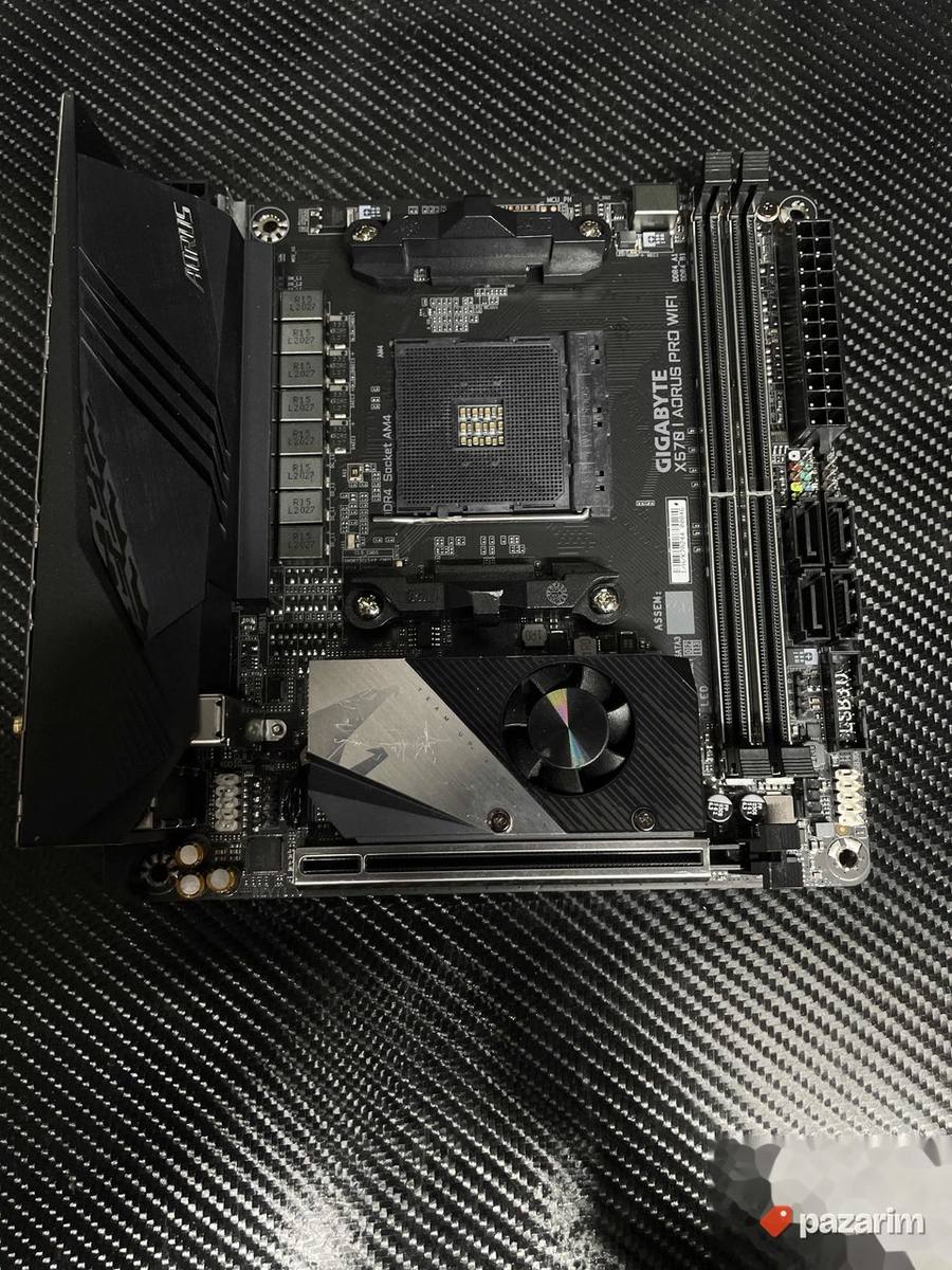 X570 Aorus Pro Wifi x570i Am4 mini itx 4
