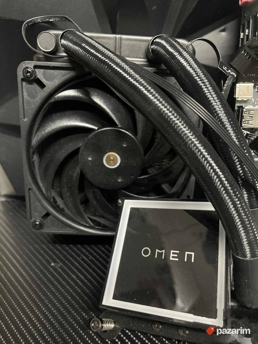 Hp Omen B550 am4 maticna + vodeno hladjenje 4