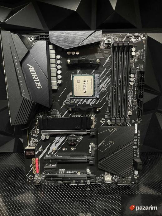 B550 Aorus + Ryzen 7 5700x polukofiguracija