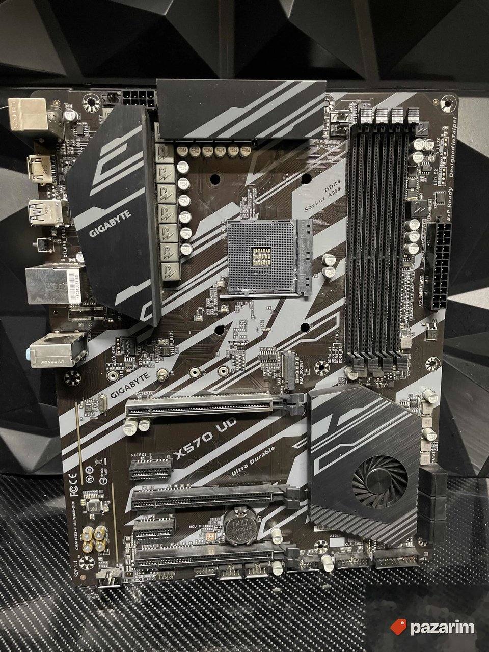 X570 Gigabyte gaming am4 1