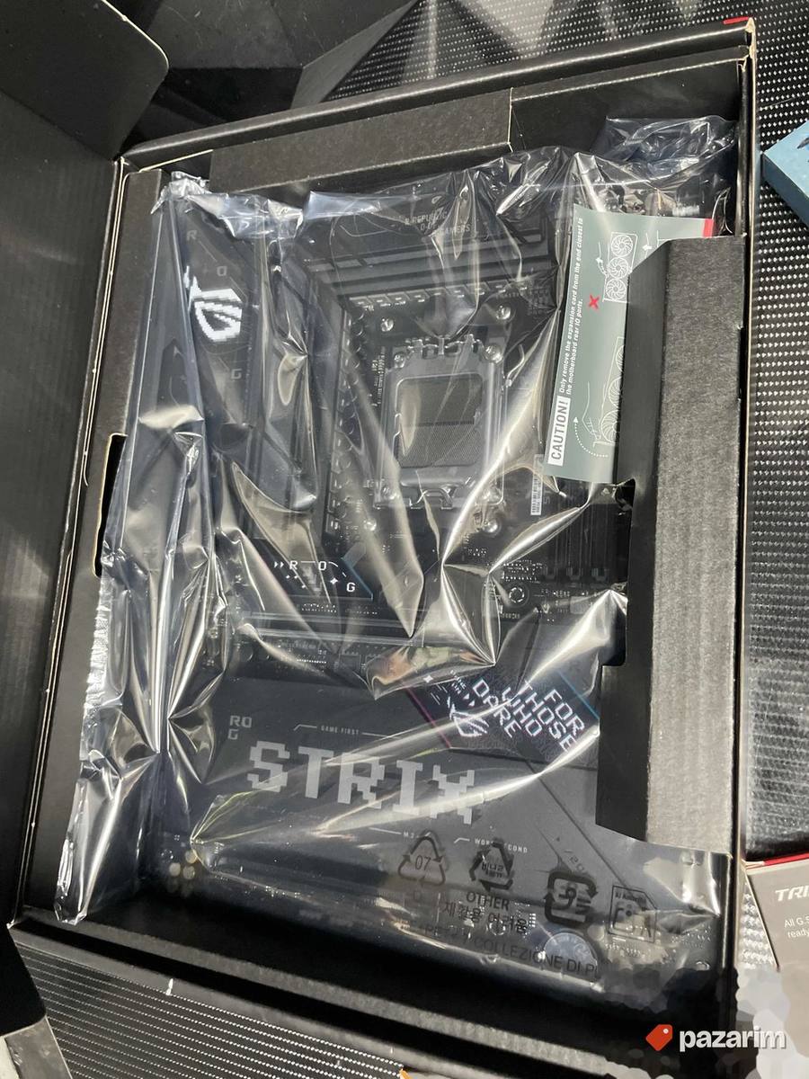 B850 Rog Strix + 9800x3d + 32gb 6000mhz gskill 5
