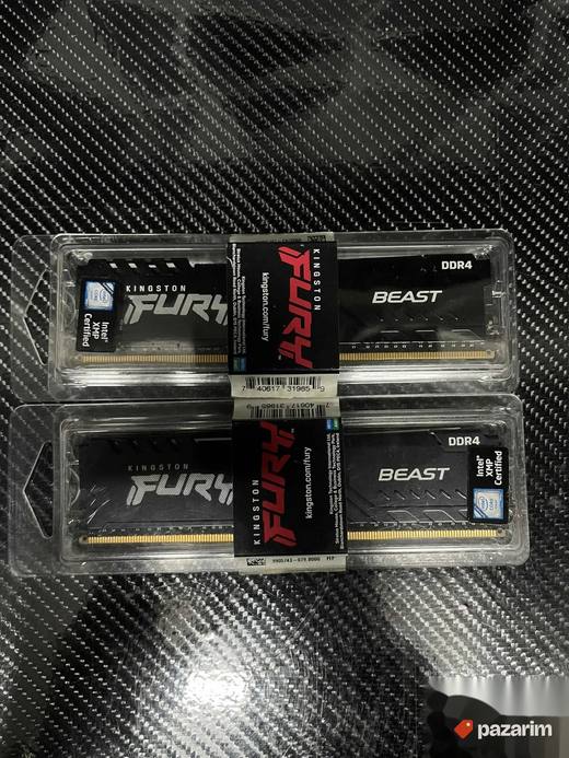 2x16gb Kingston Fury 3200mhz ddr4 ram memorija