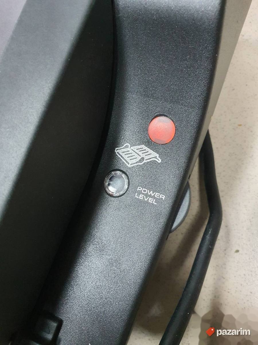 Preklopni Rostilj 1600w cg4001 delonghi 2