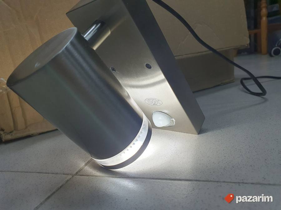 Led Lampa sa Senzotom Pokreta 11W-WOFI 3
