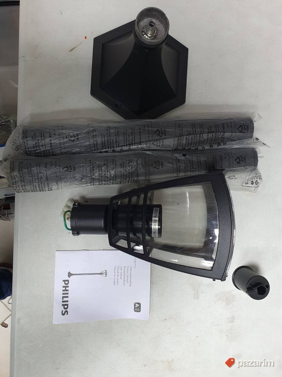 Baštenska Lampa 60W 17.5x17.5x99.5cm-Philips 5