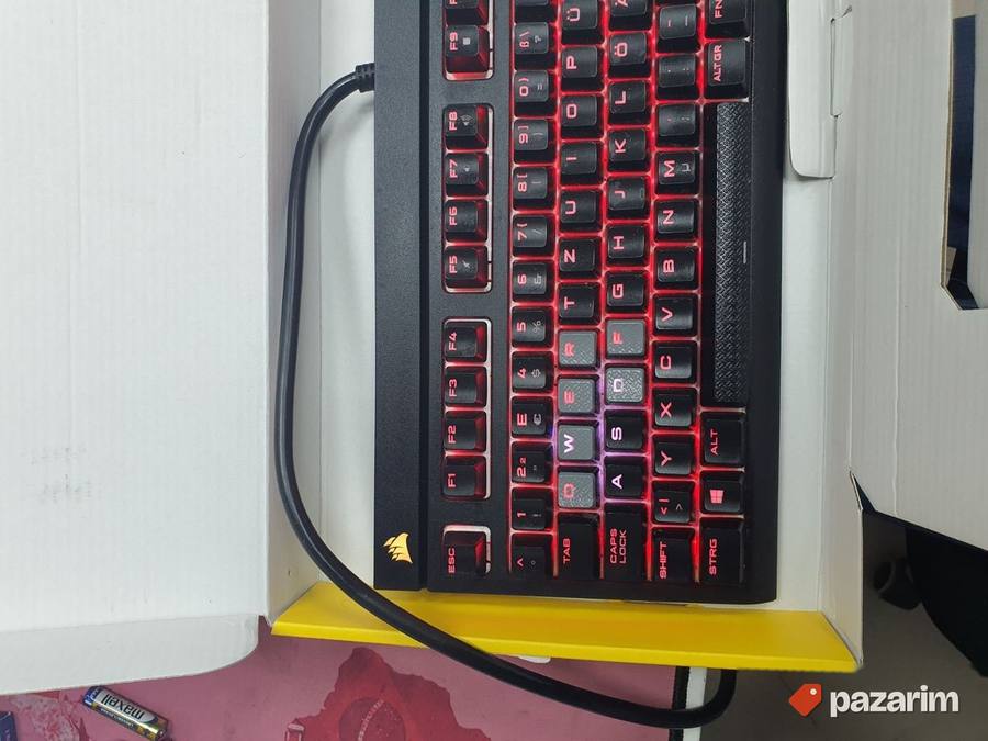 CORSAIR Cherry MX Silent RGB DEU 3
