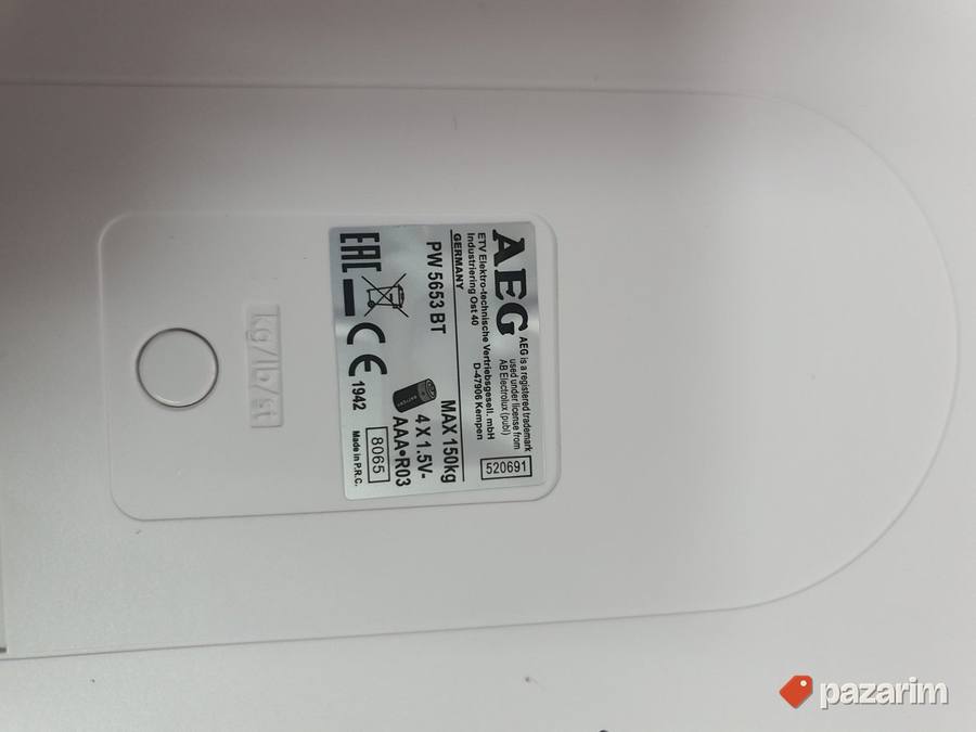 Bluetooth Vaga 8u1 Staklo-Metal do 150kg - Aeg 5