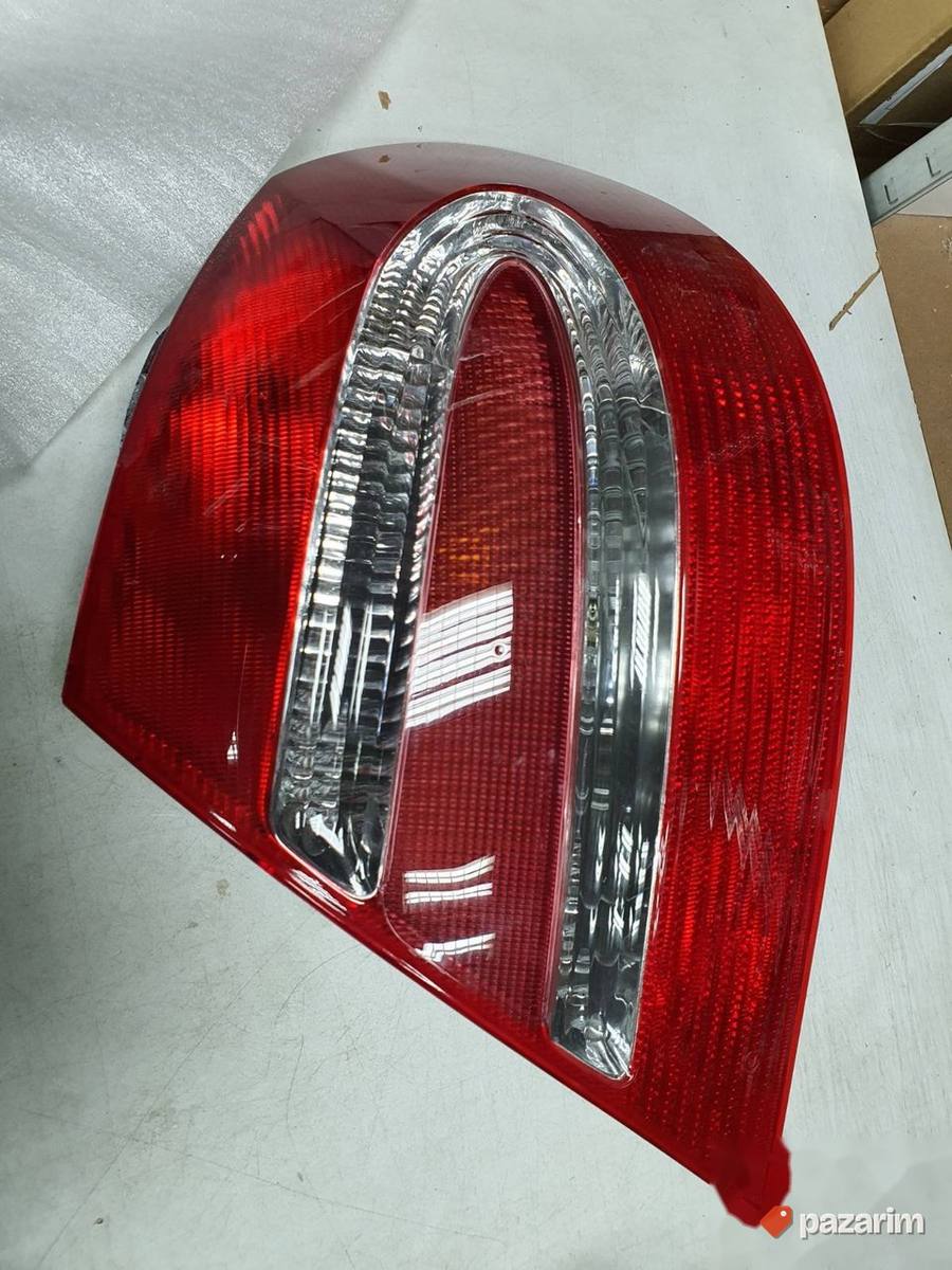 Kombinovano zadnje svetlo za Mercedes 2VP 008 326-061- Hella 6
