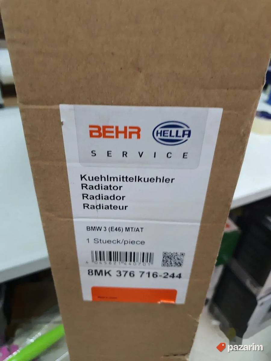 Hladnjak za BMW BEHR HELLA SERVICE 8MK 376 716-244 5