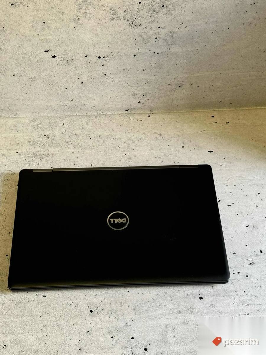 DELL Precision 3520/15.6 IPS/I7-6820HQ/32GB/256/Quadro M620 6
