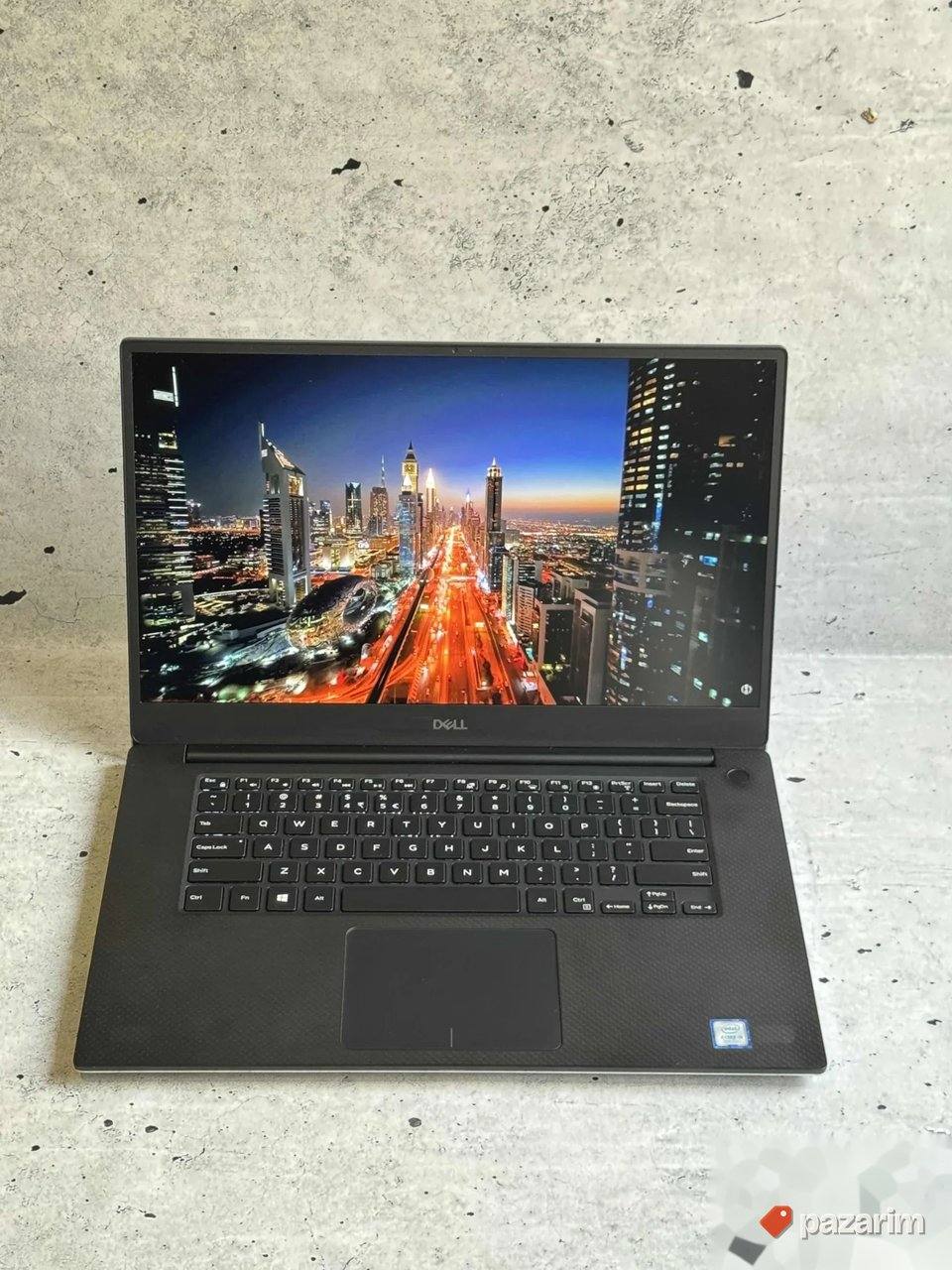 DELL XPS 7590/15.6 IPS/I9-9980HK/32GB/1TB/GTX 1650 4GB 1
