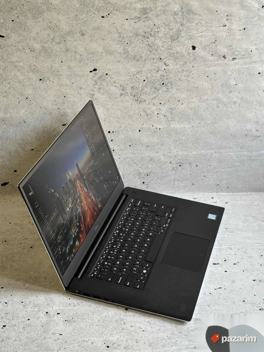 DELL XPS 7590/15.6 IPS/I9-9980HK/32GB/1TB/GTX 1650 4GB 3