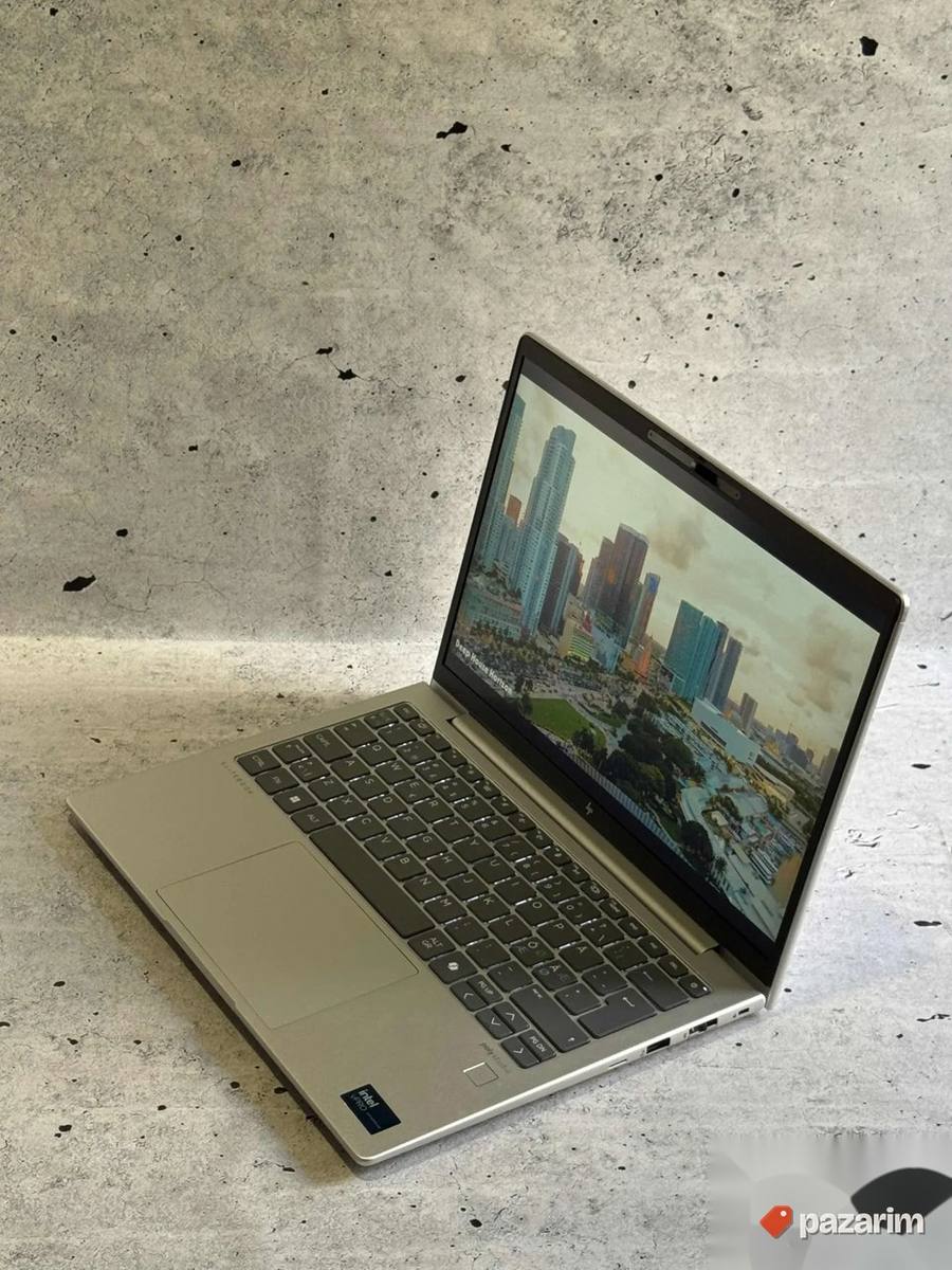 HP Elitebook 630 G11/13.3/ULTRA 5 135U/16GB DDR5/512 4