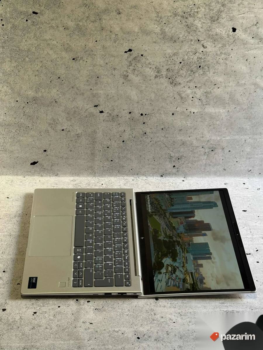 HP Elitebook 630 G11/13.3/ULTRA 5 135U/16GB DDR5/512 5