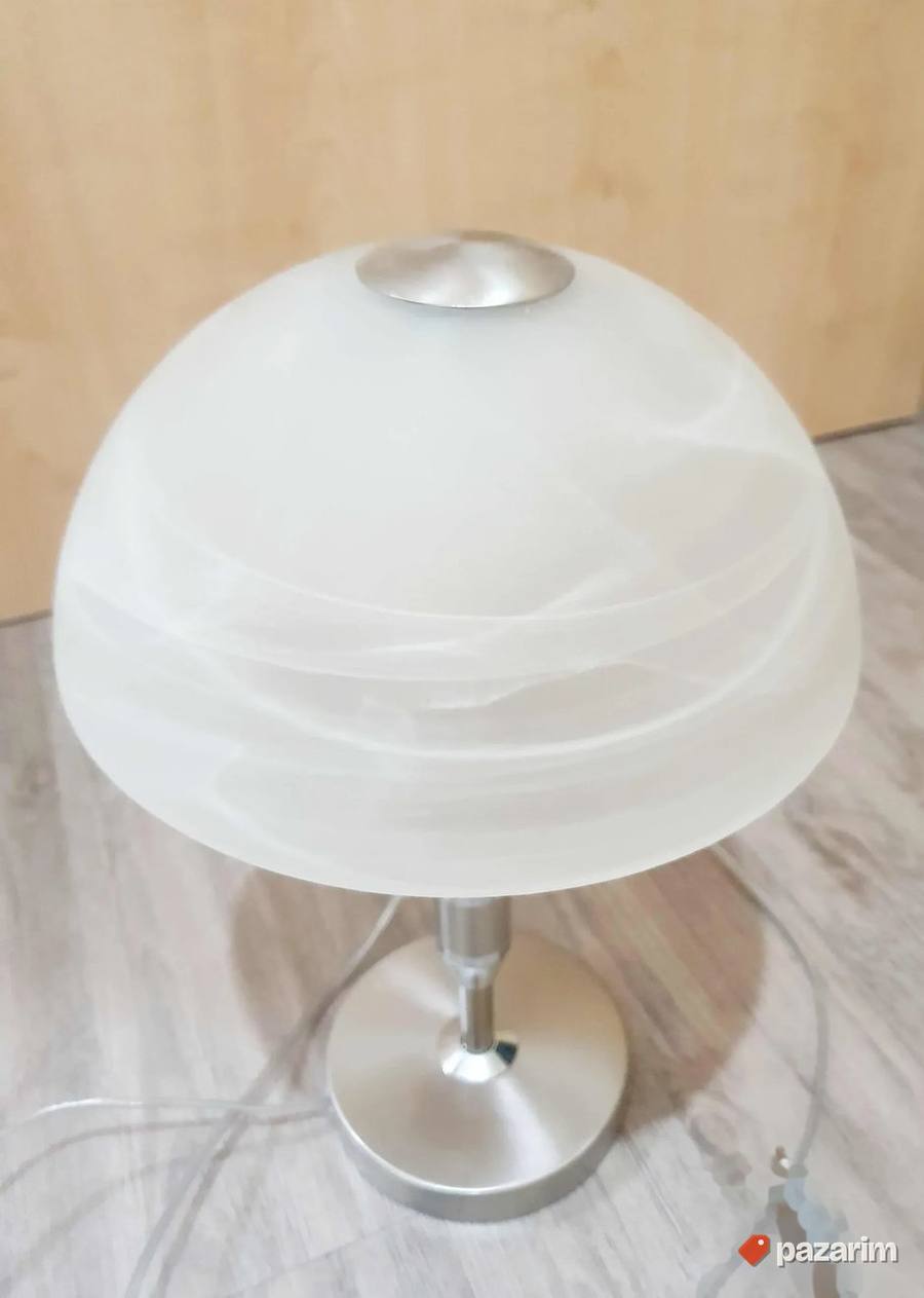 Elegantna stona lampa UVOZ 2