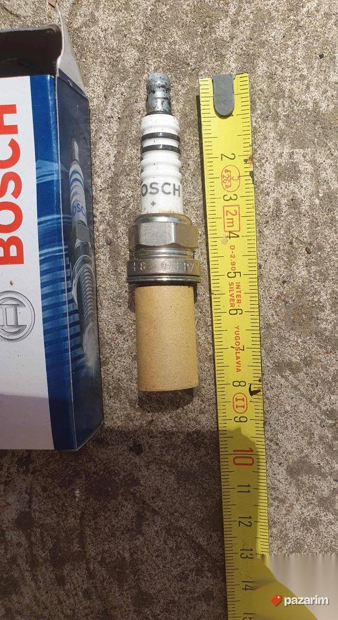 Nove Bosch svećice 3 komada na stanju 4