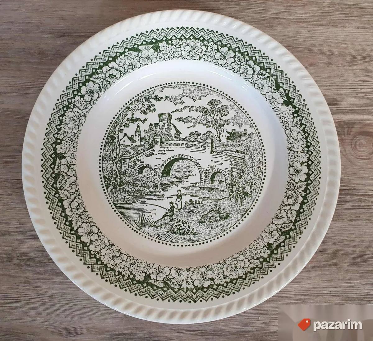 Prelep set od 4 engleska porcelanska tanjira 1