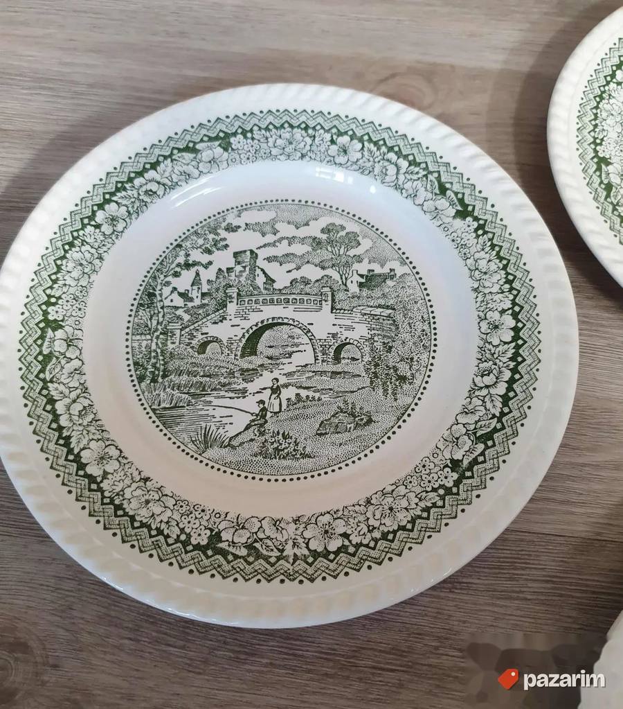 Prelep set od 4 engleska porcelanska tanjira 2
