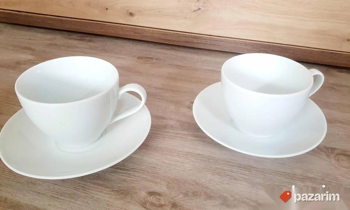 IKEA bele šolje sa tacnama 2 komada komplet 1