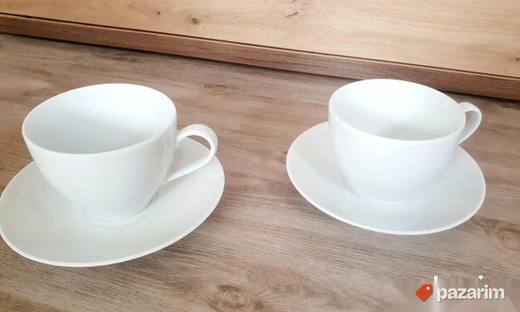 IKEA bele šolje sa tacnama 2 komada komplet