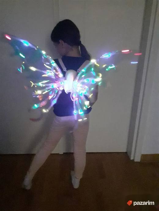 Muzicki LEPTIR svetleća krila za decu