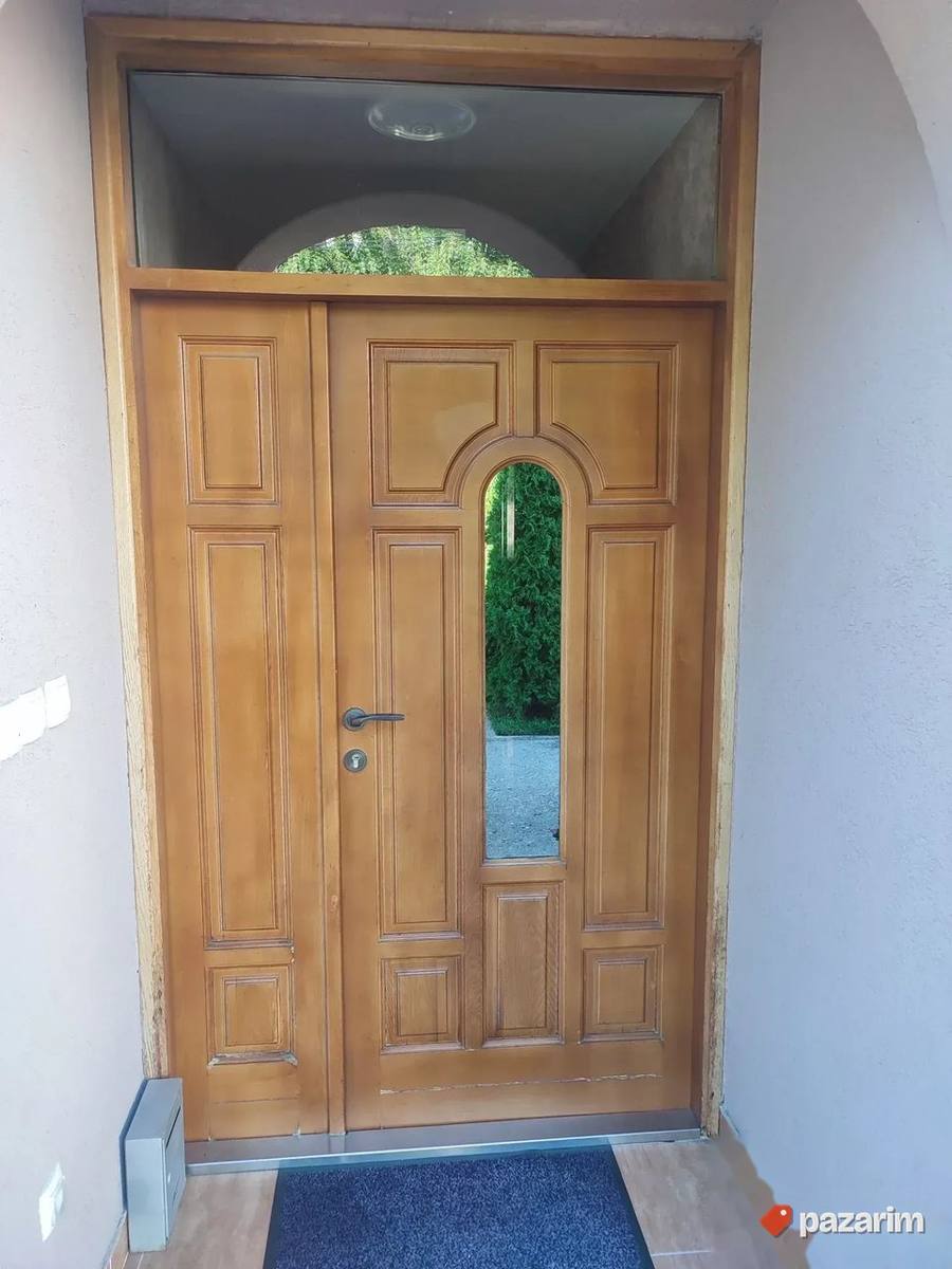 Ulazna dvokrilna hrastova vrata sa stokom i staklom 3