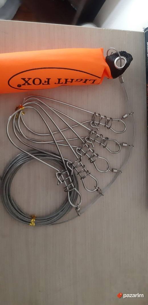 stringer fox sa plovkom 2