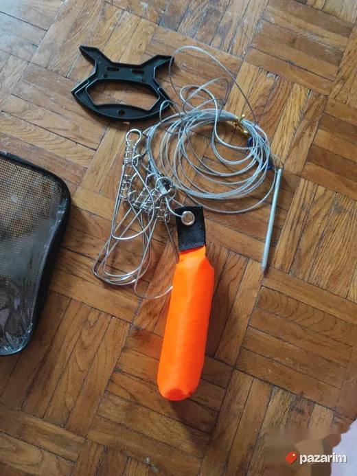 Stinger 5 kom sa drzacem i plovkom
