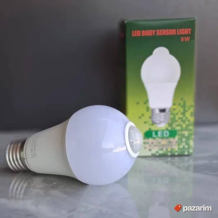 NOVO! LED Sijalica sa senzorom pokreta 9-12W- popust na više 1