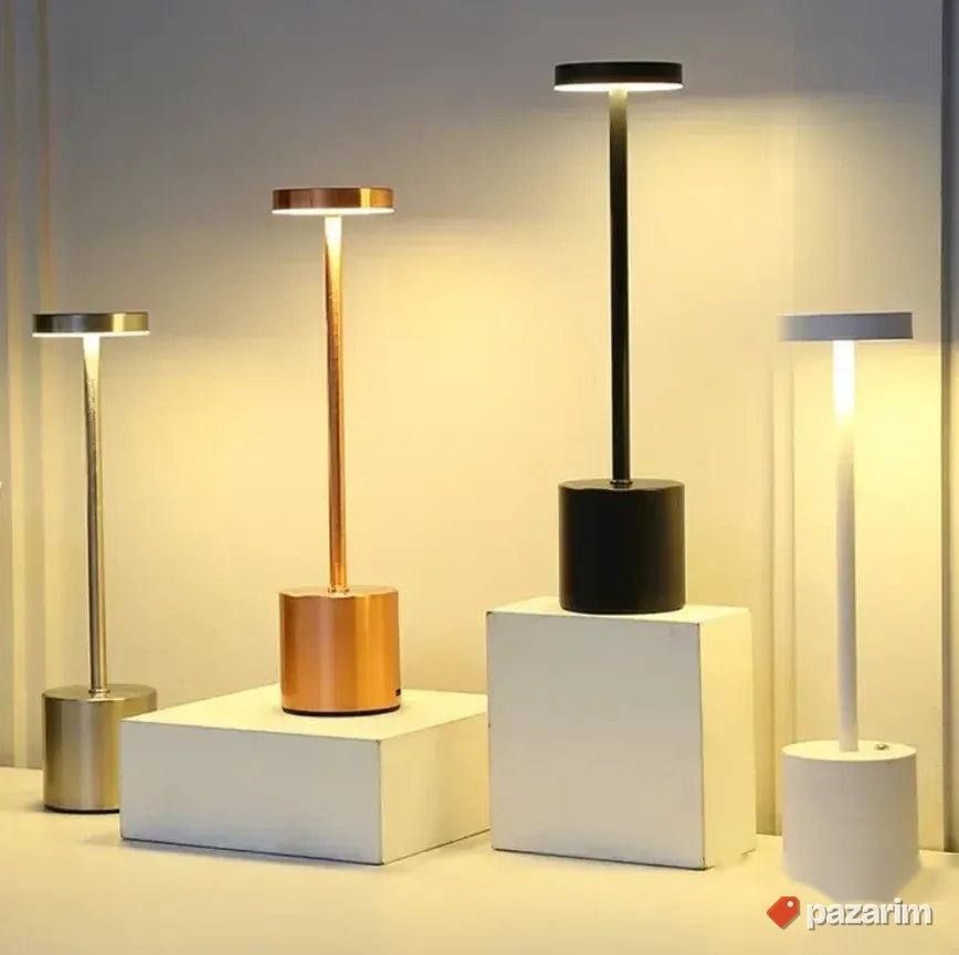Elegantna Stona Lampa - punjiva, prenosiva - HORECA 3