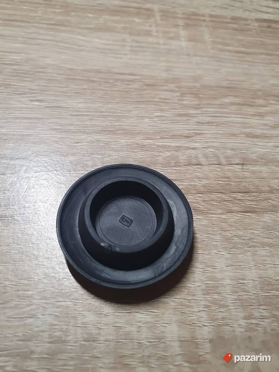 Cep poklopac gumeni 27x39x11 univerzalni 2