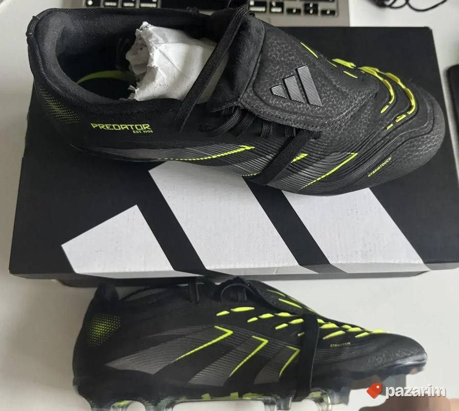 Prodajem kopacke nove 41 1/3. Adidas Predator Black Pro. 2