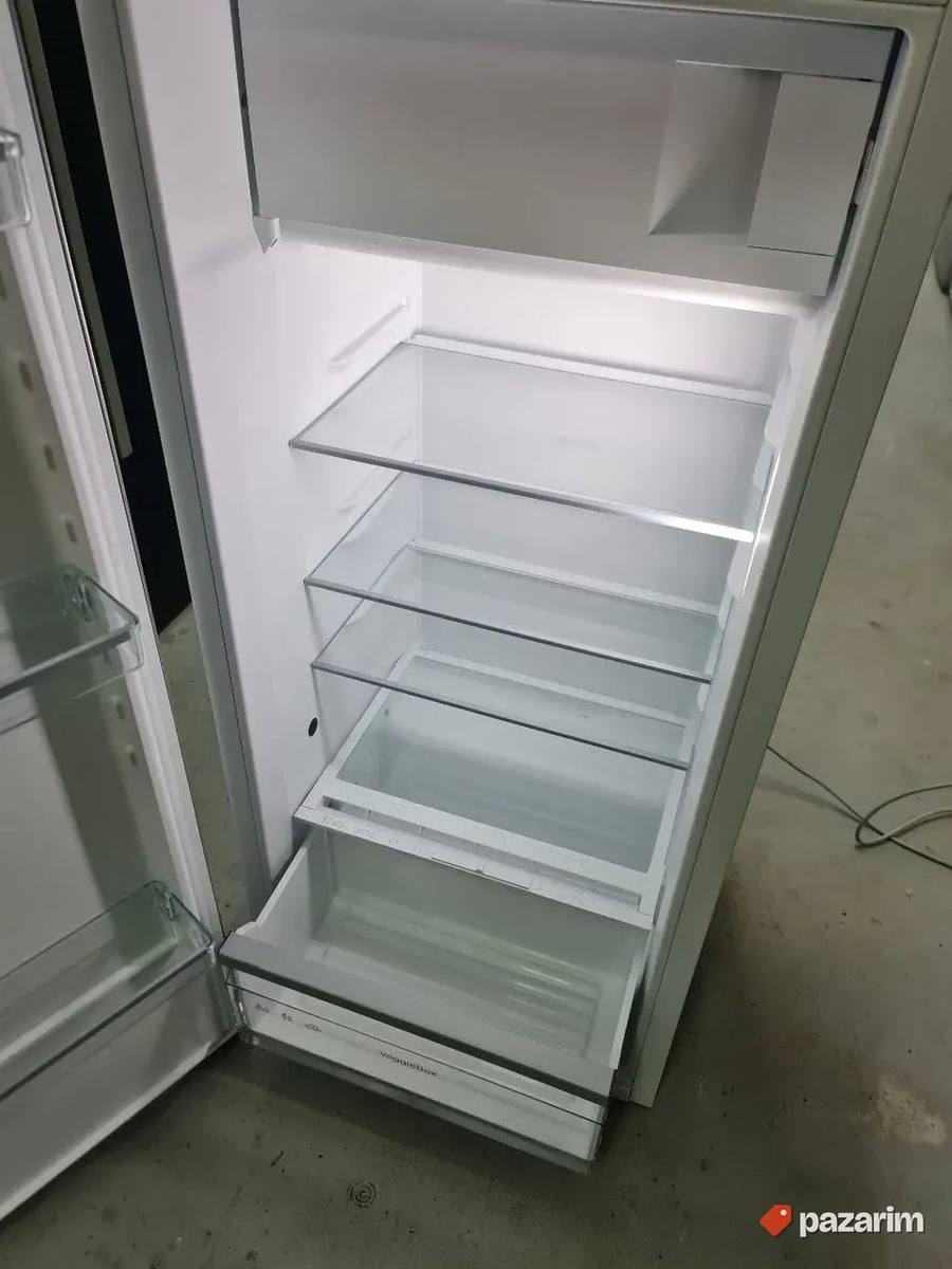 Miele ugradni frizider 122cm, sa komorom K 7328 D 2025god 6