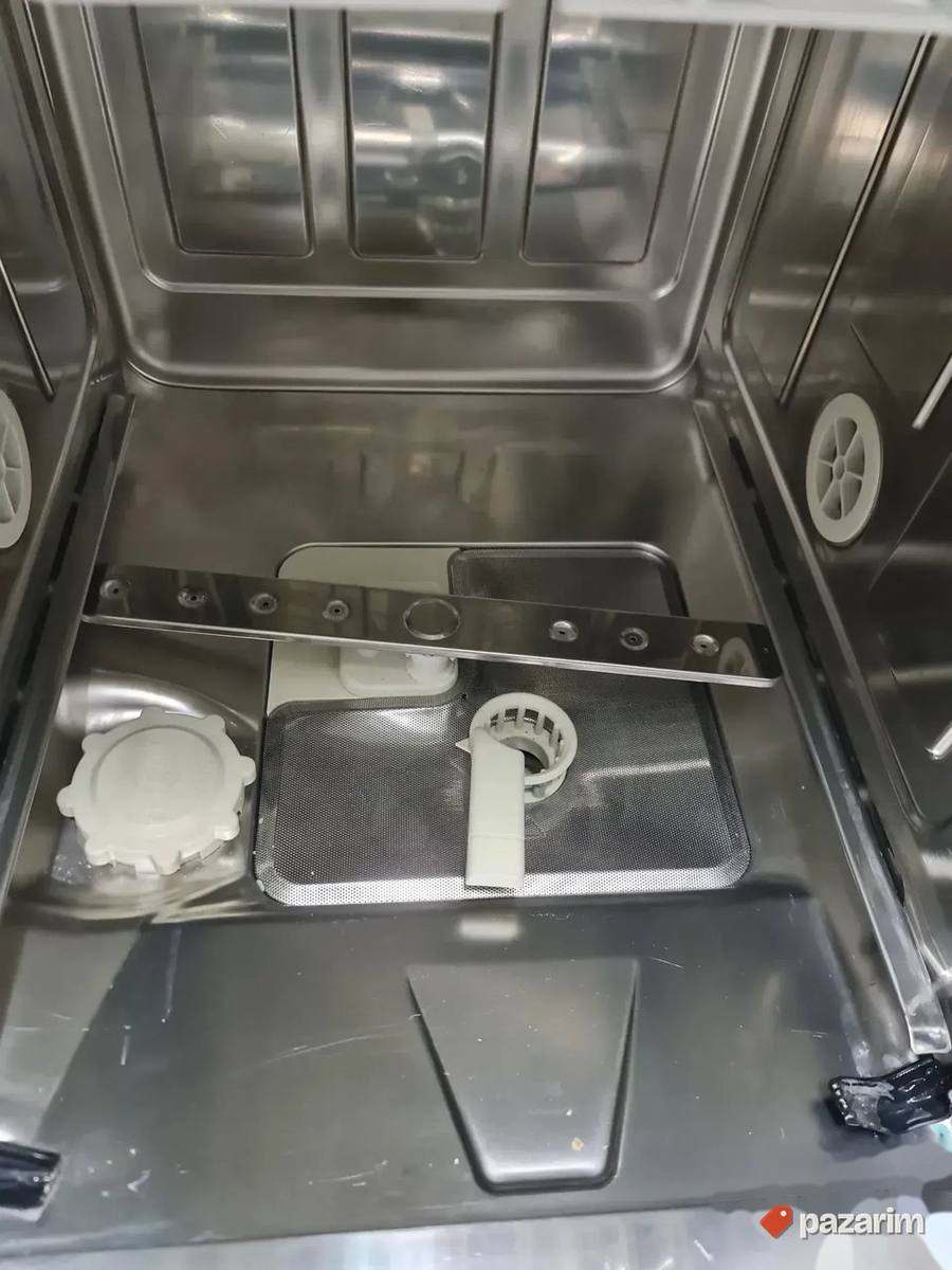 Miele ugradna 45cm masina za sudove 9 kompleta 5