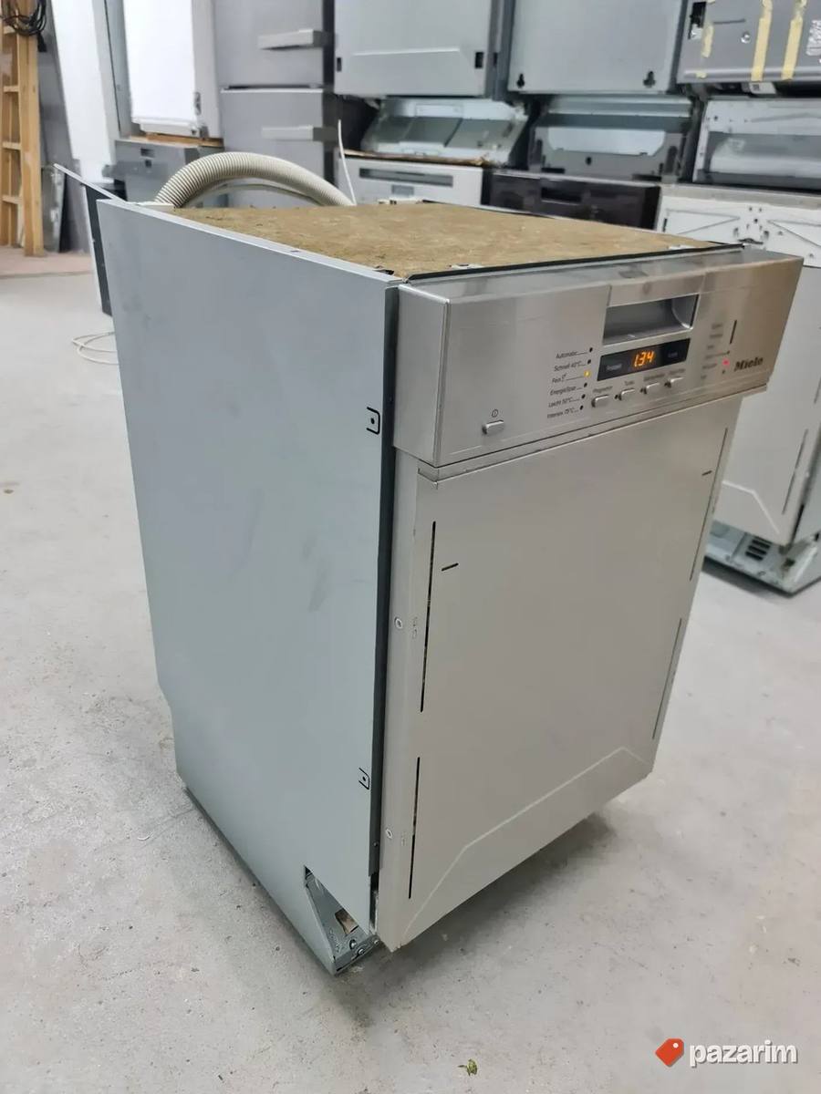 Miele ugradna 45cm masina za sudove 9 kompleta 7