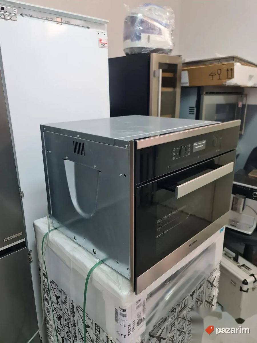 Miele parna rerna DG 6400 ED/CS/D 7