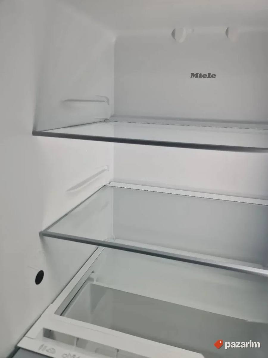 Miele ugradni frizider NOV 5