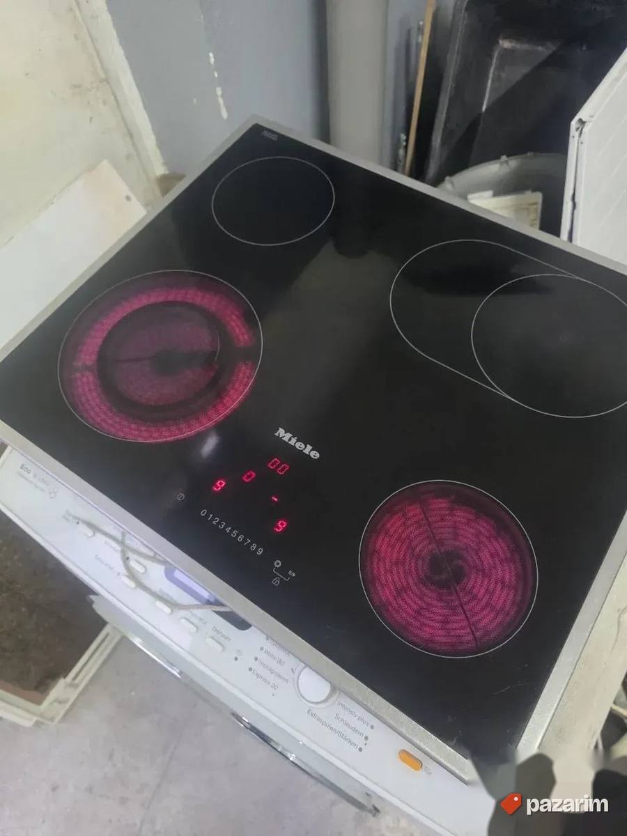 Miele staklo-keramicka ploca iz uvoza 2