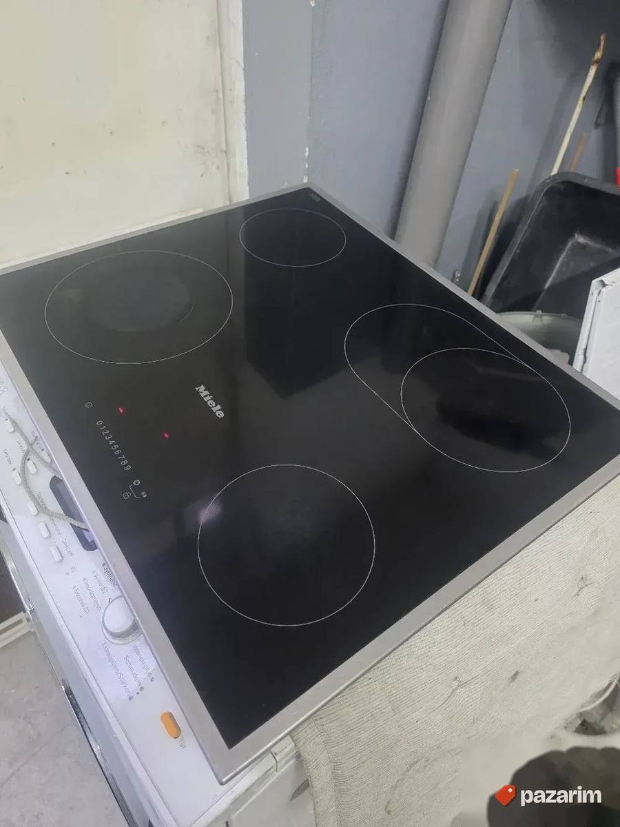 Miele staklo-keramicka ploca iz uvoza 4