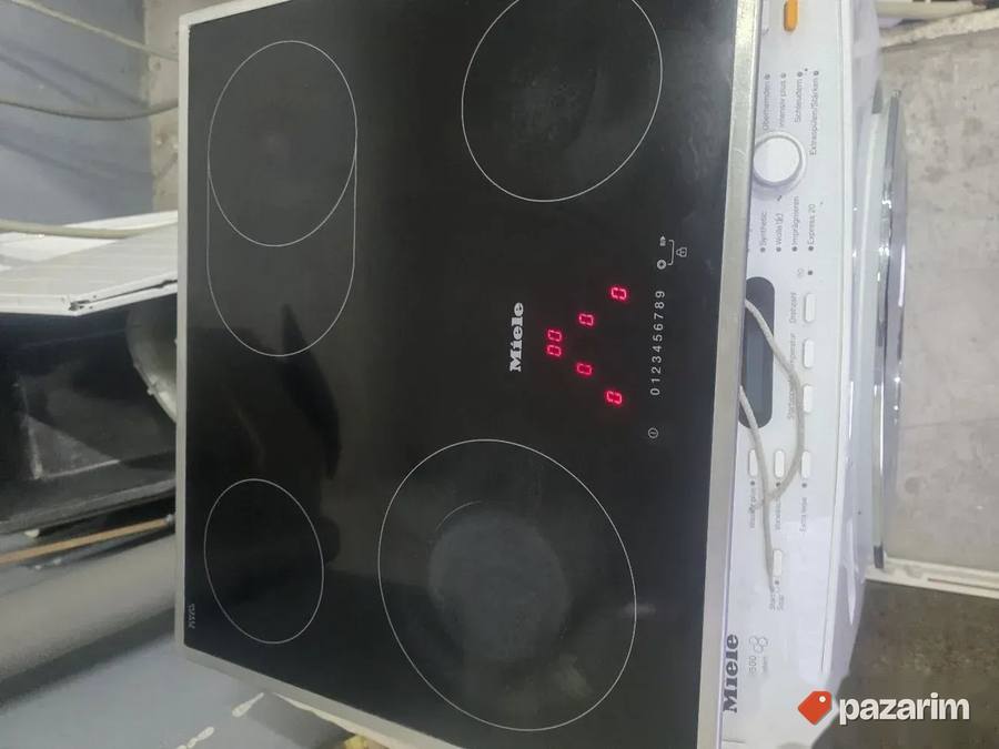 Miele staklo-keramicka ploca iz uvoza 7